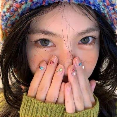 小风暴之时间的玫瑰 在线观看封面
